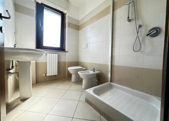 Bagno - Quadrilocale via Gioacchino Rossini, 1, Beinasco - foto 19