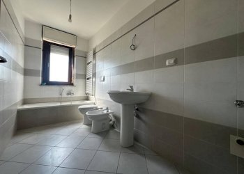 Bagno - Quadrilocale via Gioacchino Rossini, 1, Beinasco - foto 20