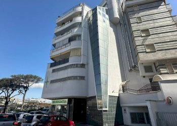 Facciata - Two-room apartment piazza 9 Settembre 1943, 28, Nettuno - photo 1