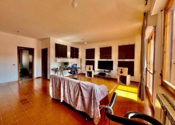 Salone - Appartamento via Tazio Nuvolari, Roma - foto 5