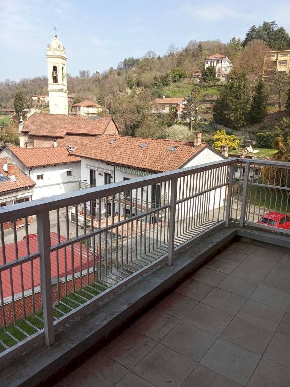 Balcone - Quadrilocale corso Chieri, 168, Torino (zona Madonna del Pilone) - foto 1
