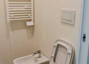 Bagno - Appartamento via Balbi, 97, Genova - foto 11