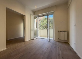 Cucina - Bilocale via Balbi, 97, Genova - foto 2