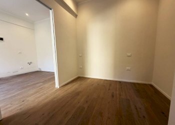 Camera da letto - Bilocale via Balbi, 97, Genova - foto 3