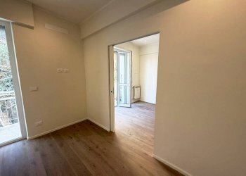 Camera da letto - Bilocale via Balbi, 97, Genova - foto 4