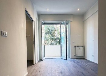 Ingresso - Bilocale via Balbi, 97, Genova - foto 6