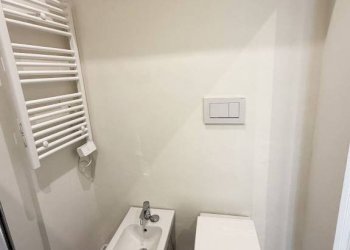 Bagno - Bilocale via Balbi, 97, Genova - foto 10