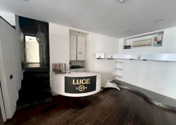 Interno non residenziale - Negozio via Guglielmo Oberdan, 109, Genova (zona Nervi) - foto 6