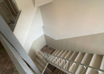 Scala - Two-room apartment via San Lorenzo, Alessandria - photo 3