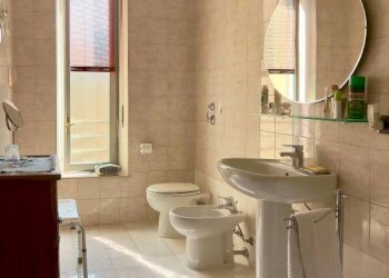 Bagno - Apartment via Trotti, 42, Alessandria - photo 24