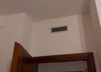 Interno palazzo - Trilocale via Acqui, Alba - foto 4