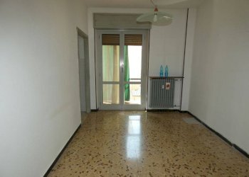 Cucina - Three-room apartment via Damiano Chiesa, Alba - photo 8