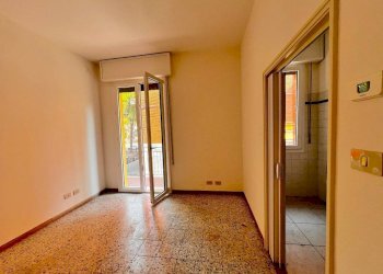 Cucina - Bilocale via della Repubblica, San Lazzaro di Savena - foto 2