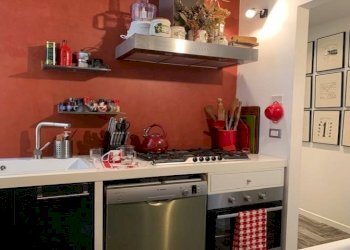 Cucina - Bilocale via Ugo Lenzi, 12B, Bologna (zona Centro Storico) - foto 6