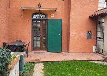 Giardino - Quadrilocale via Emilia Ponente, 322, Bologna (zona Borgo Panigale) - foto 21