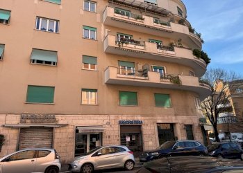 Facciata - Shop via Ottavilla, Roma - photo 3