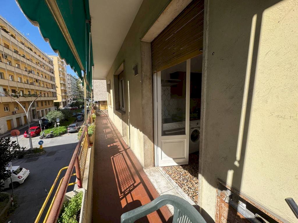 Balcone - Trilocale via della Maona, Genova (zona Pegli) - foto 2