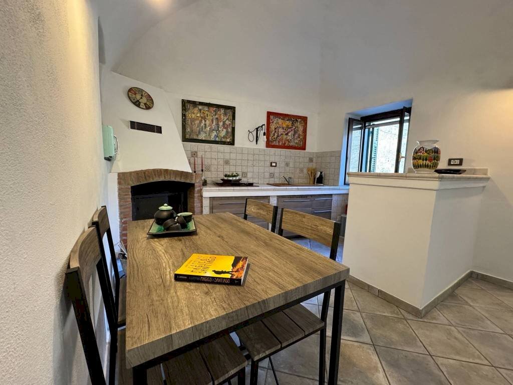 Cucina - Trilocale via 24 Maggio, 27, Castelbianco - foto 1