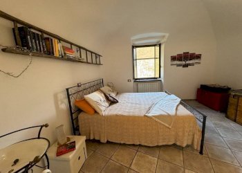 Camera da letto - Three-room apartment via 24 Maggio, 27, Castelbianco - photo 8