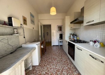 Cucina - Bilocale via Giovanni Opisso, Genova (zona Pegli) - foto 4