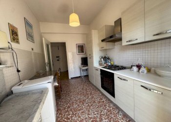 Cucina - Bilocale via Giovanni Opisso, Genova (zona Pegli) - foto 5