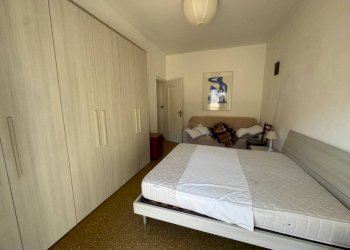 Camera da letto - Bilocale via Giovanni Opisso, Genova (zona Pegli) - foto 7