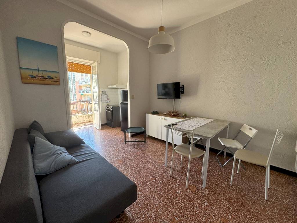 Salone - Bilocale via Giovanni Opisso, Genova (zona Pegli) - foto 3