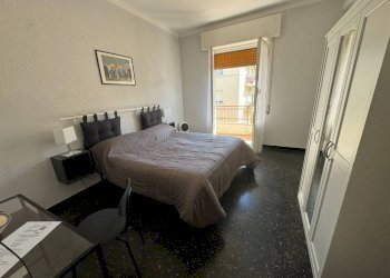 Camera da letto - Bilocale via Giovanni Opisso, Genova (zona Pegli) - foto 7