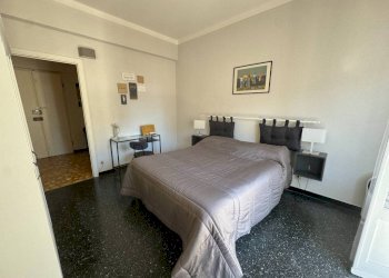Camera da letto - Bilocale via Giovanni Opisso, Genova (zona Pegli) - foto 9