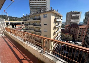 Terrazzo - Bilocale via Giovanni Opisso, Genova (zona Pegli) - foto 10