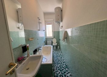 Bagno - Bilocale via Giovanni Opisso, Genova (zona Pegli) - foto 12