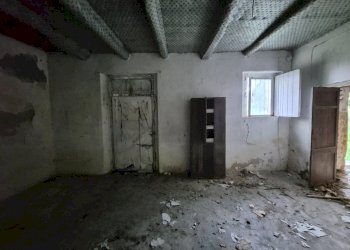 Foto 3 - Magazzino CONTRADA CERASIA, Borgia - foto 3