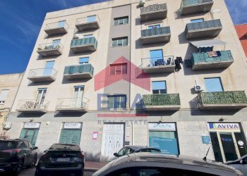 Facciata - Quadrilocale Viale Regione Siciliana
 
67, Trapani - foto 1