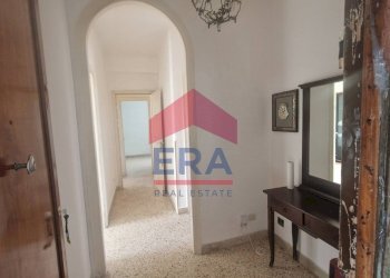 Ingresso - Quadrilocale Viale Regione Siciliana
 
67, Trapani - foto 2