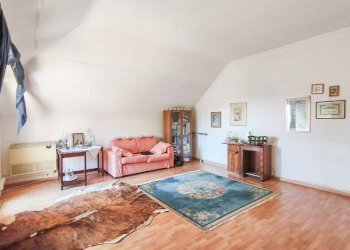 Salone - Attic via Cadighiara, Genova (neighborhood Borgoratti) - photo 5