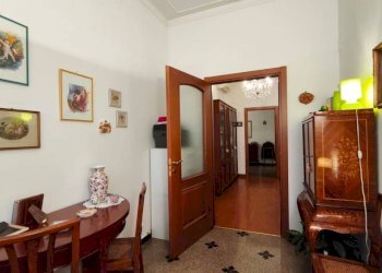 Camera da letto - Quadrilocale via Armenia, Genova (zona Foce) - foto 16