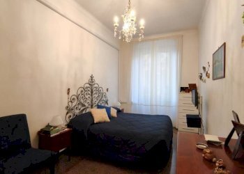 Camera da letto - Quadrilocale via Armenia, Genova (zona Foce) - foto 22