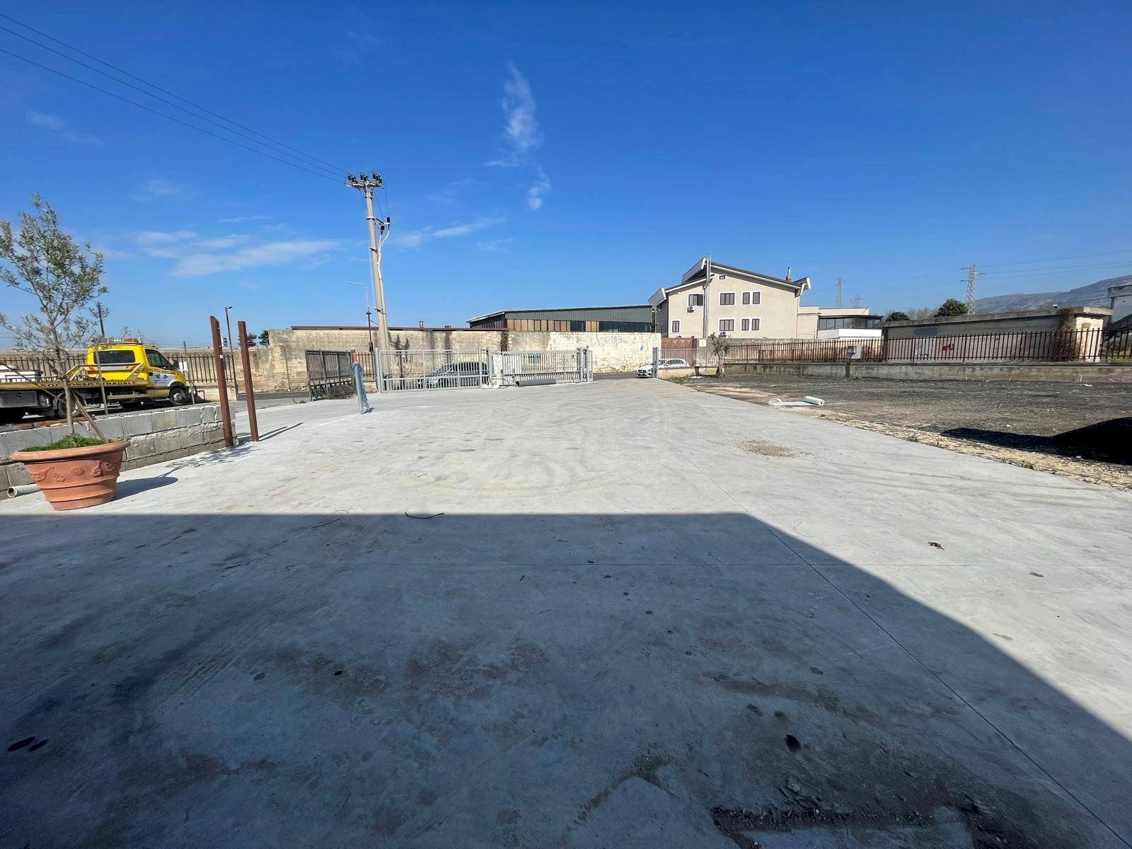 Foto 2 - Negozio Via Vicinale Discesa Galitta, Maddaloni - foto 2