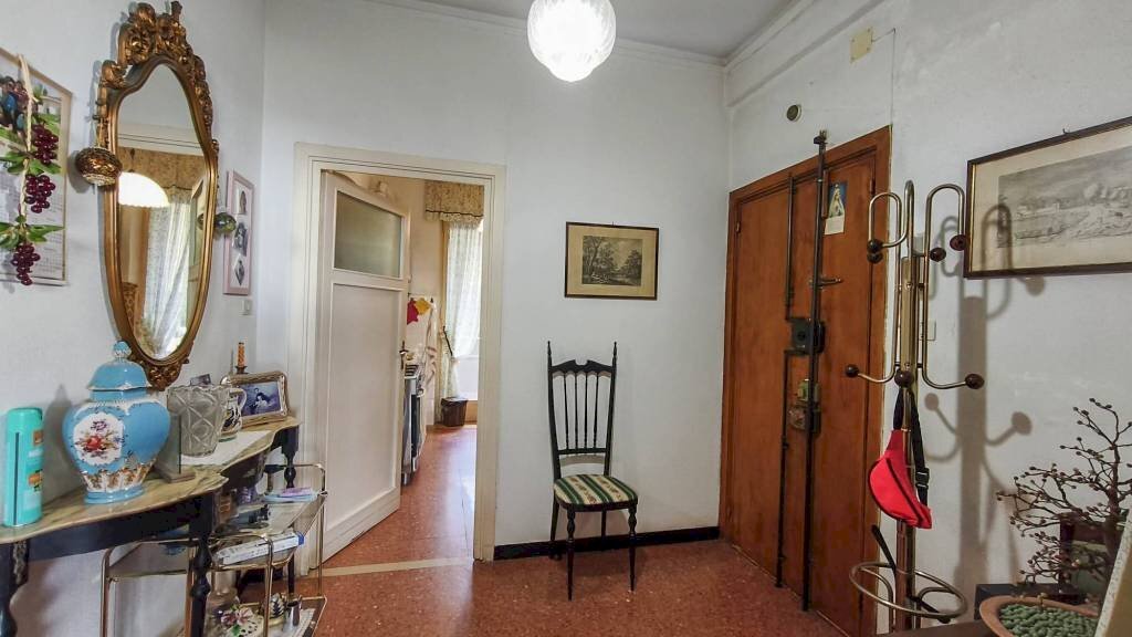Ingresso - Three-room apartment via Lamberto Loria, Genova (neighborhood Marassi) - photo 3