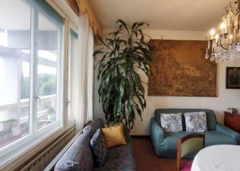 Salone - Three-room apartment via Lamberto Loria, Genova (neighborhood Marassi) - photo 6