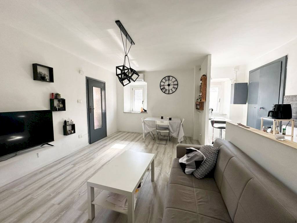 Sala da pranzo - Bilocale via Pietro Rolle, 23, Venaria Reale - foto 2