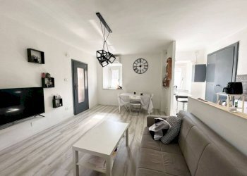 Sala da pranzo - Bilocale via Pietro Rolle, 23, Venaria Reale - foto 2