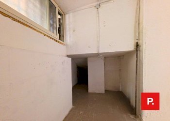 Foto 11 - Locale Commerciale Via Santorio
 
5, Caserta - foto 11