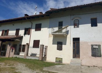 Facciata - Villa via Vignali, 13, Brozolo - foto 3