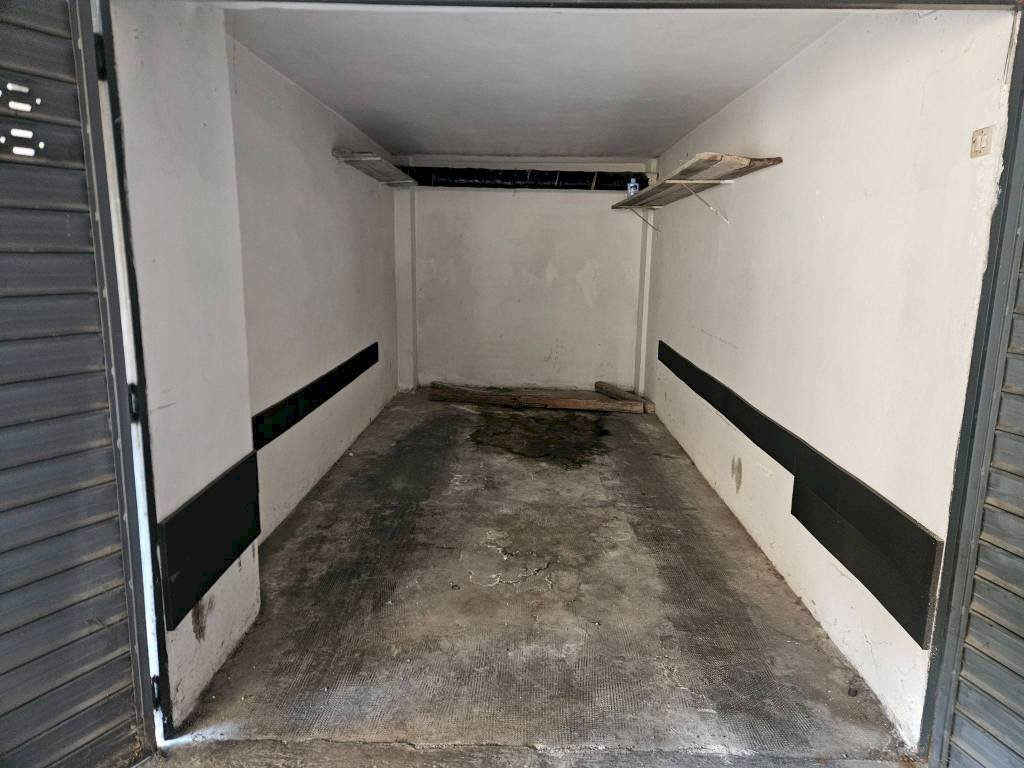 Box auto - Box via Felice Cavallotti, 15, Cuneo (zona Centro) - foto 2