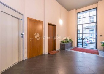 Interno palazzo - One-room apartment via Mantova, 8, Torino (neighborhood Aurora) - photo 17