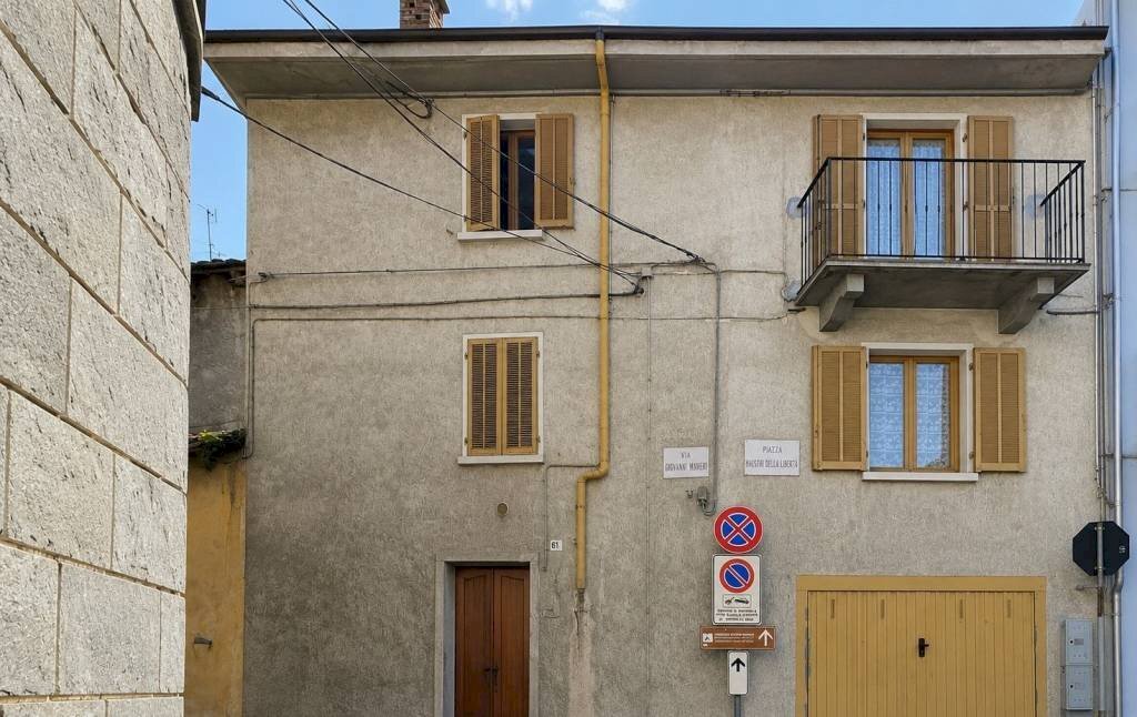 Facciata - Casa indipendente Chiusa di Pesio - foto 2