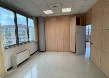 Ufficio - Ufficio strada del Drosso, 33, Torino (zona Mirafiori Sud) - foto 14