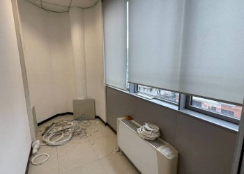 Interno non residenziale - Ufficio strada del Drosso, 33, Torino (zona Mirafiori Sud) - foto 16