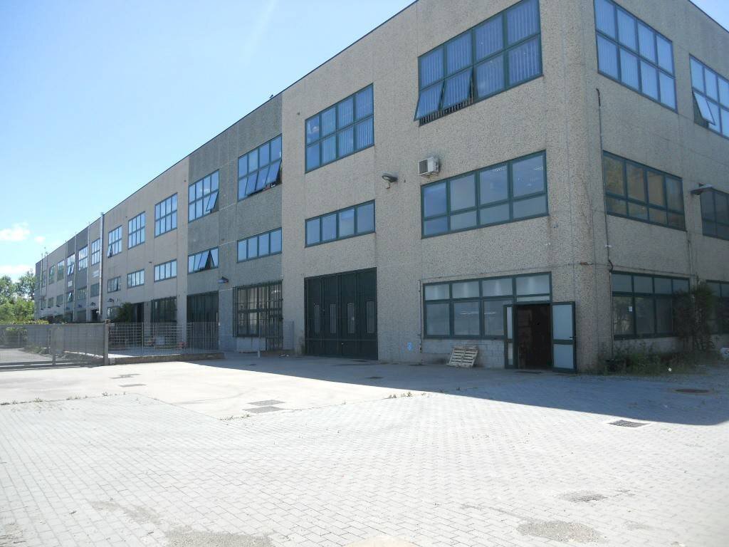 Facciata - Shed via Raffaele Merendi, Cornaredo - photo 3